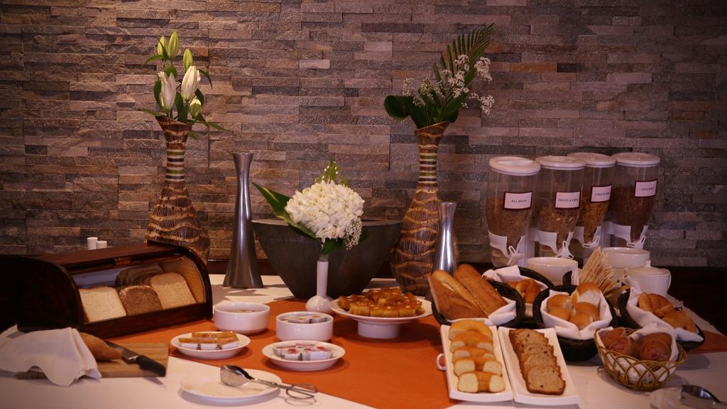 The Eclipse Boutique 4*