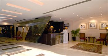 होटल के अलावा The Eclipse Boutique